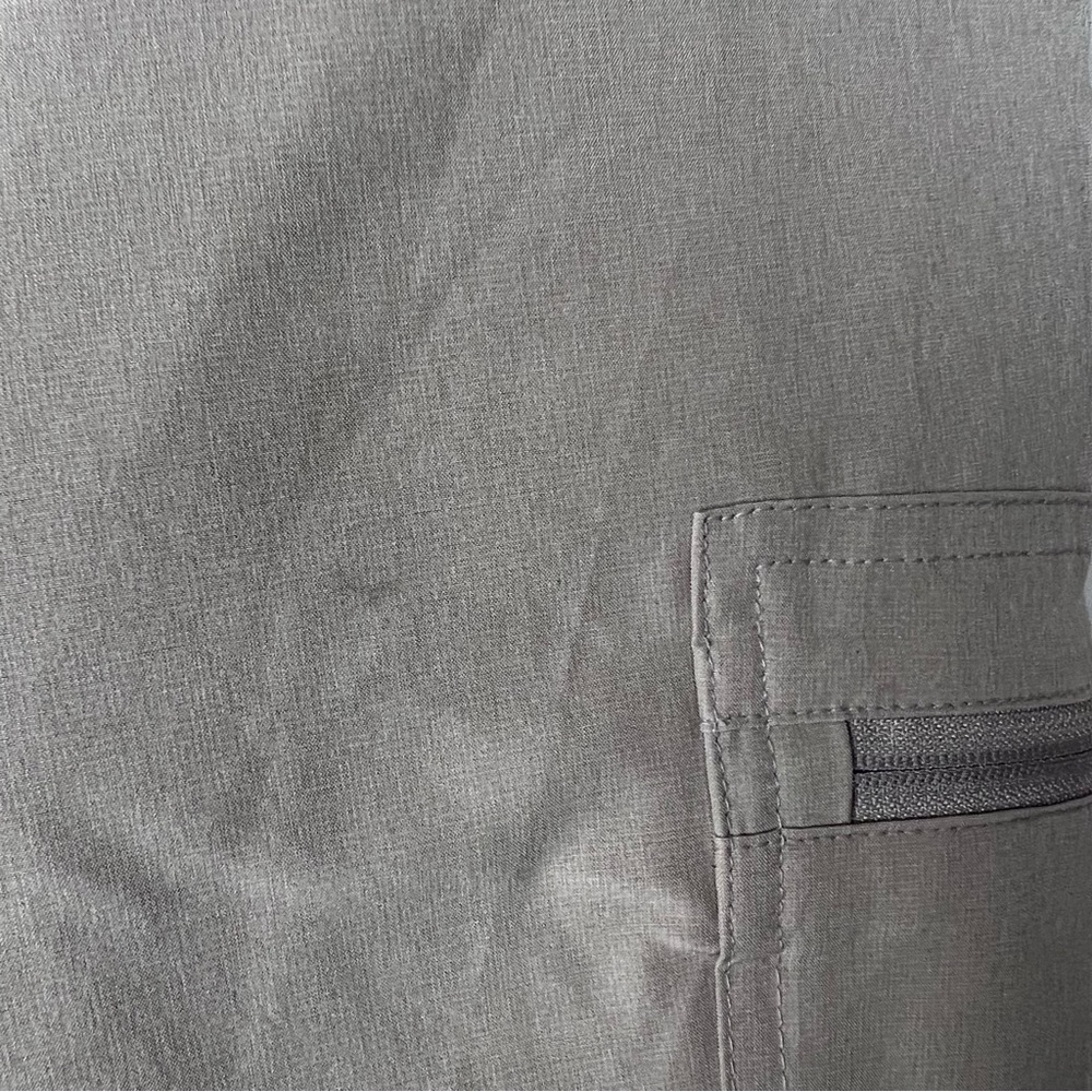 Figs Zamora High Waisted FIONLITE Lined Jogger
Scrub Pants XS Light Oak - Picture 10 of 10